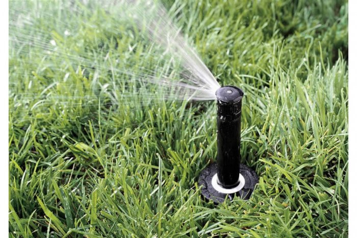 Виды дождевателей и спринклеров для автоматического полива